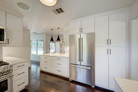 Tiny photo for 2508 Spring Creek DR, Austin, TX 78704 (MLS # 5985803)