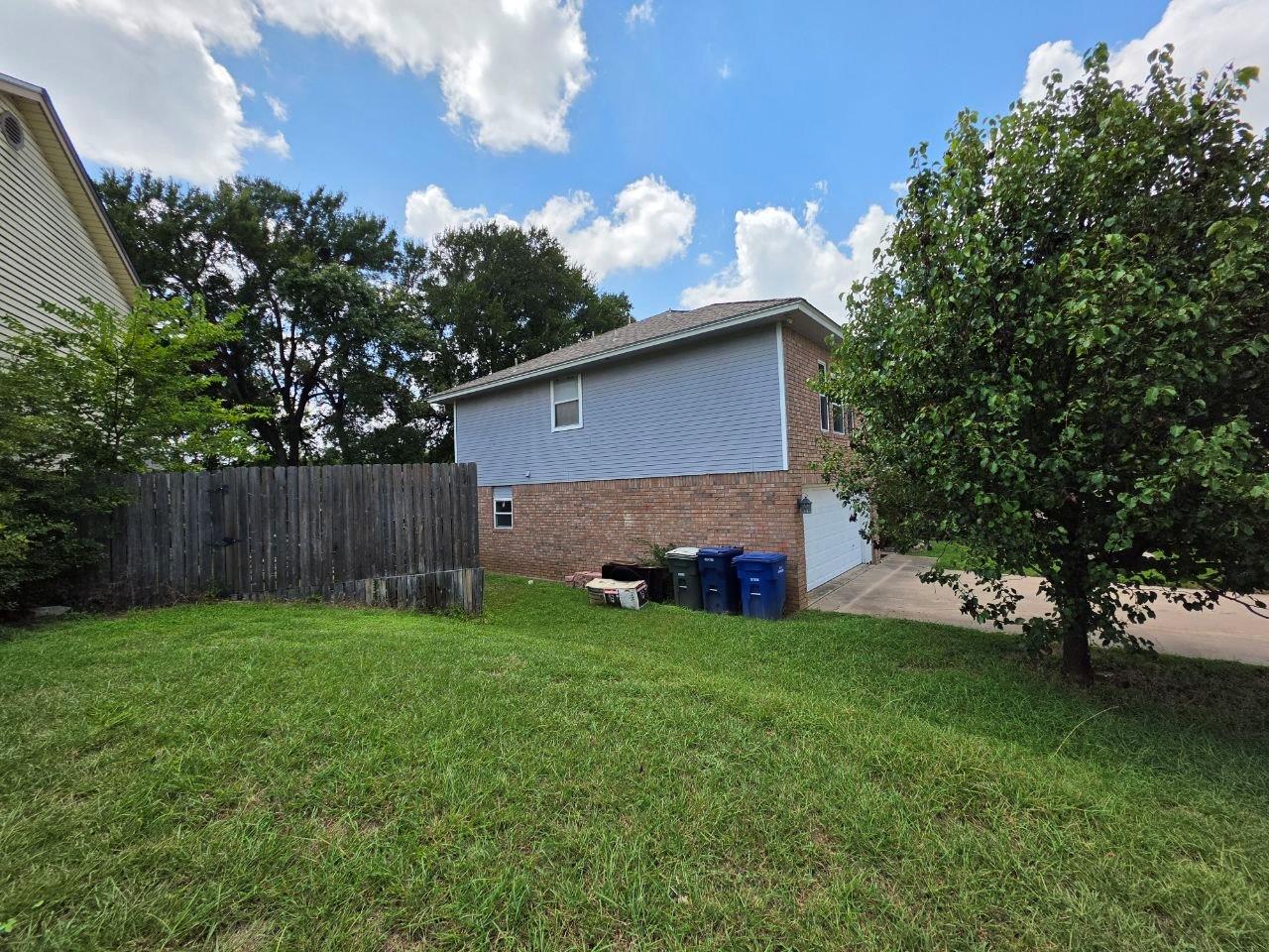 406 Atkinson Ave