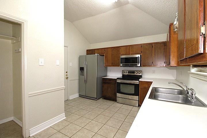 213 Bronc DR