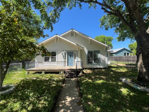 Photo of 115 Hickman ST, Liberty Hill, TX 78642 (MLS # 2972369)