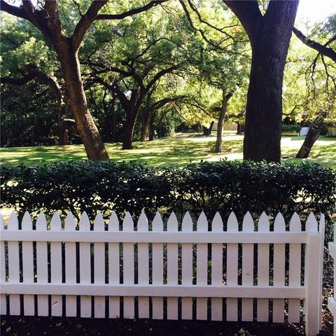 Photo of 1601 Faro DR #1704, Austin, TX 78741 (MLS # 8787495) Photo of 1601 Faro DR #1704, Austin, TX 78741 (MLS # 8787495)