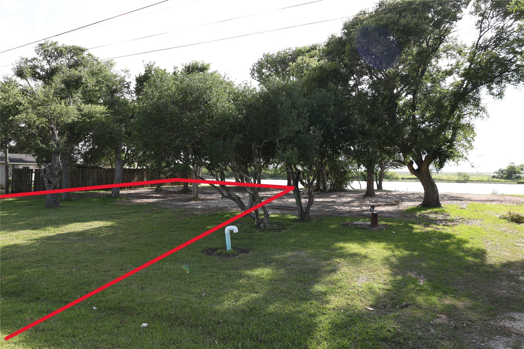 1828 Creekside DR