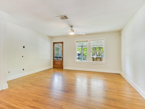Tiny photo for 1402 Romeria DR, Austin, TX 78757 (MLS # 4012803)