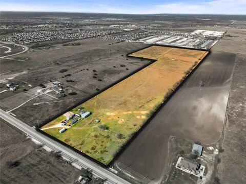 Photo of 1351 E FM 487, Jarrell, TX 76537 (MLS # 5000607)