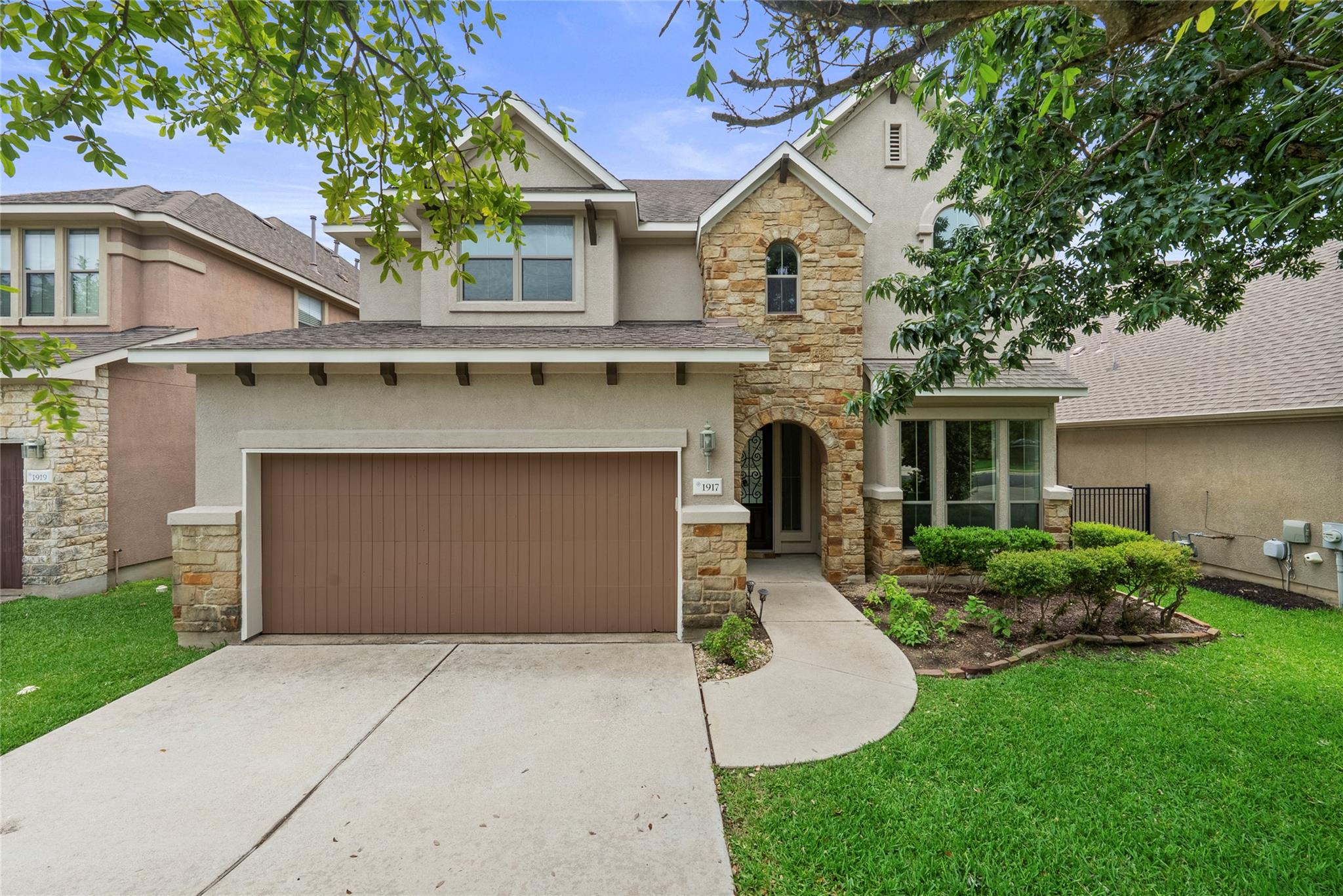 1917 Kempwood LOOP