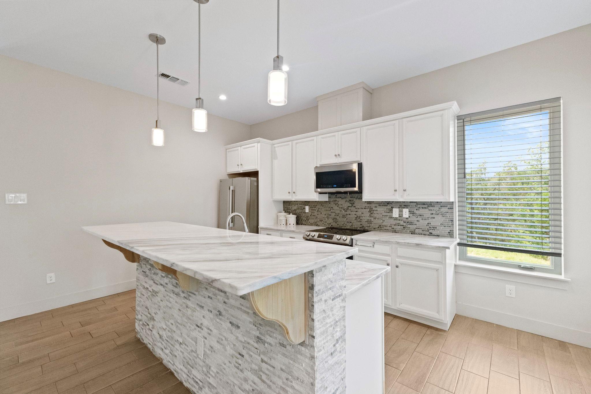 757 Canyon BND