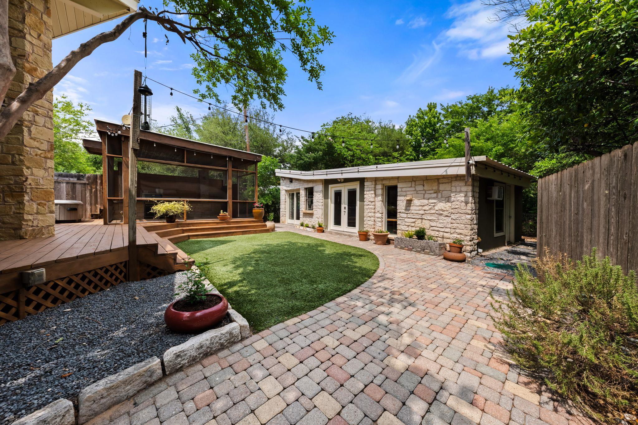 4811 Shoal Creek BLVD