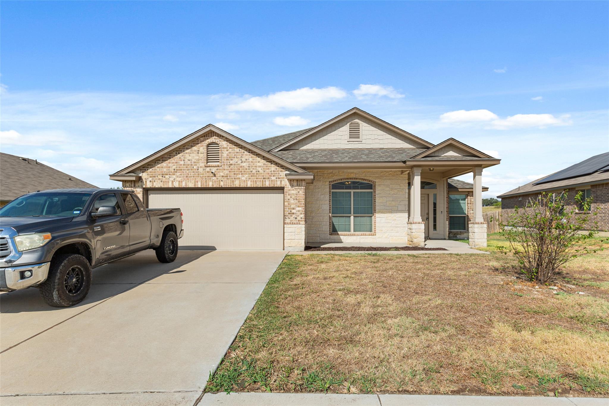 9007 Everly DR
