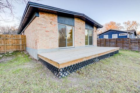 Tiny photo for 1719 Meander DR, Austin, TX 78721 (MLS # 3337373)