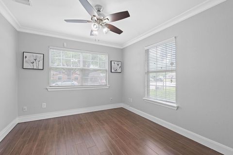 Tiny photo for 1101 Mahan DR, Austin, TX 78721 (MLS # 3269459)