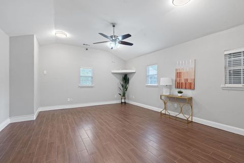 Tiny photo for 1101 Mahan DR, Austin, TX 78721 (MLS # 3269459)