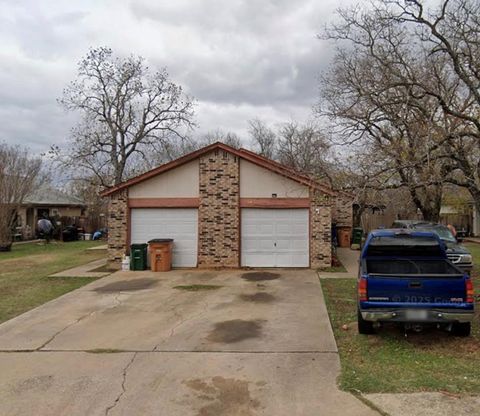 9608 Bear Paw TRL Del Valle TX 78617