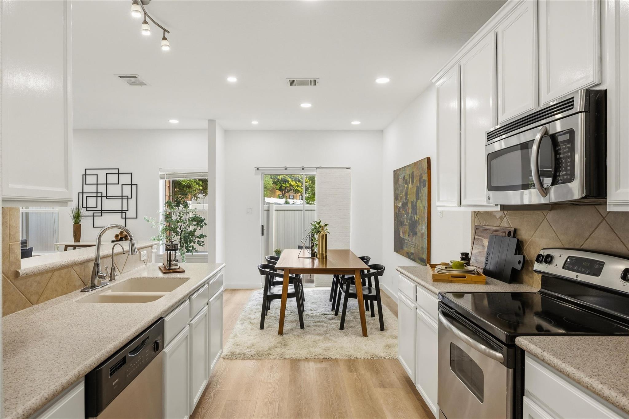 1900 Little Elm TRL 75