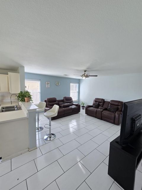 Tiny photo for 12304 Waterford Run WAY, Manor, TX 78653 (MLS # 9998952)