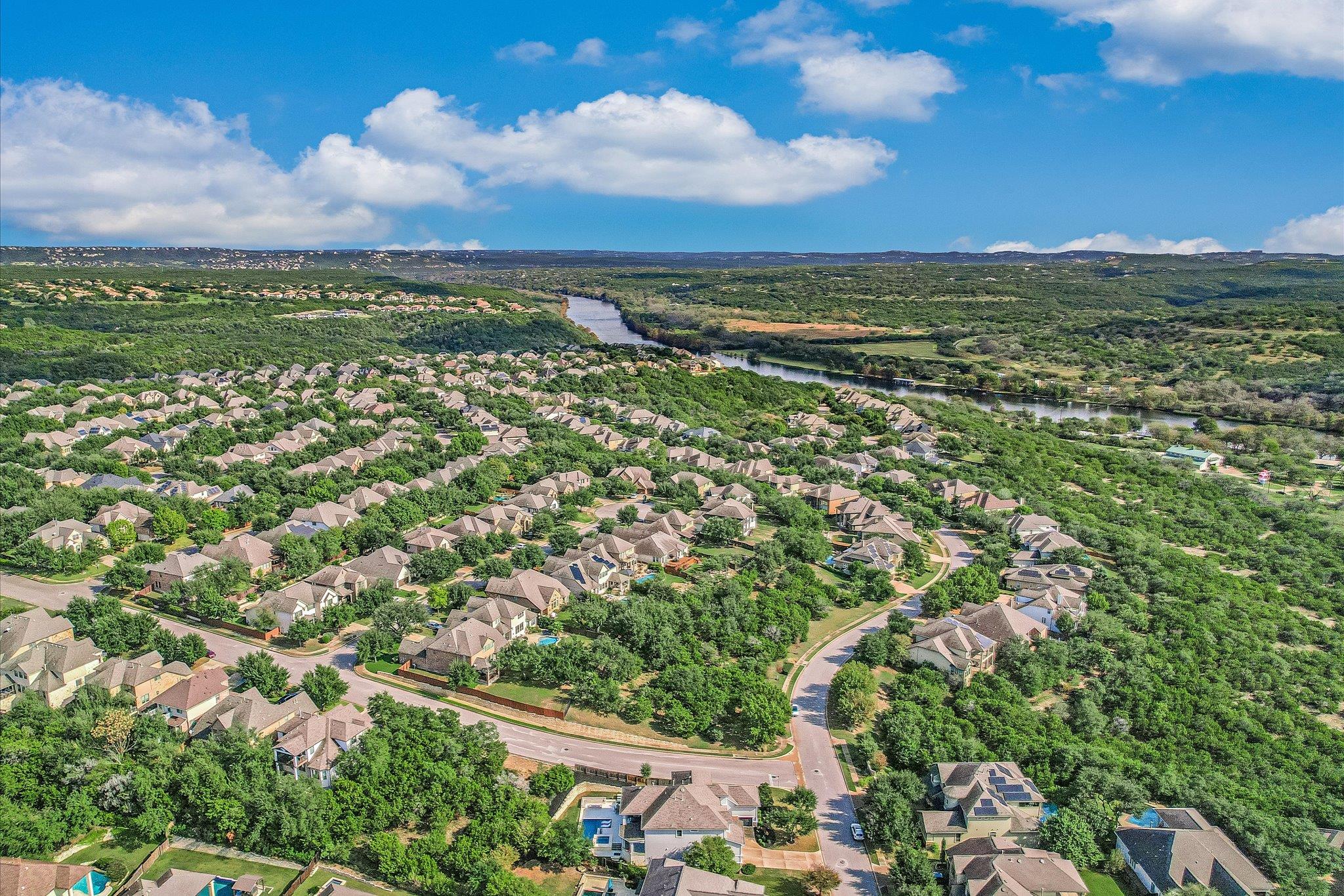 Austin, Texas 78732, United States, 4 Bedrooms Bedrooms, ,4 BathroomsBathrooms,Residential,Active,252532