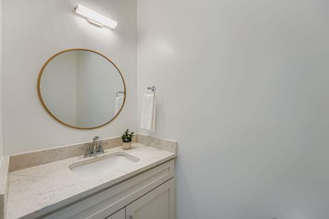 Tiny photo for 704 Valdez ST #B, Austin, TX 78741 (MLS # 2054155)