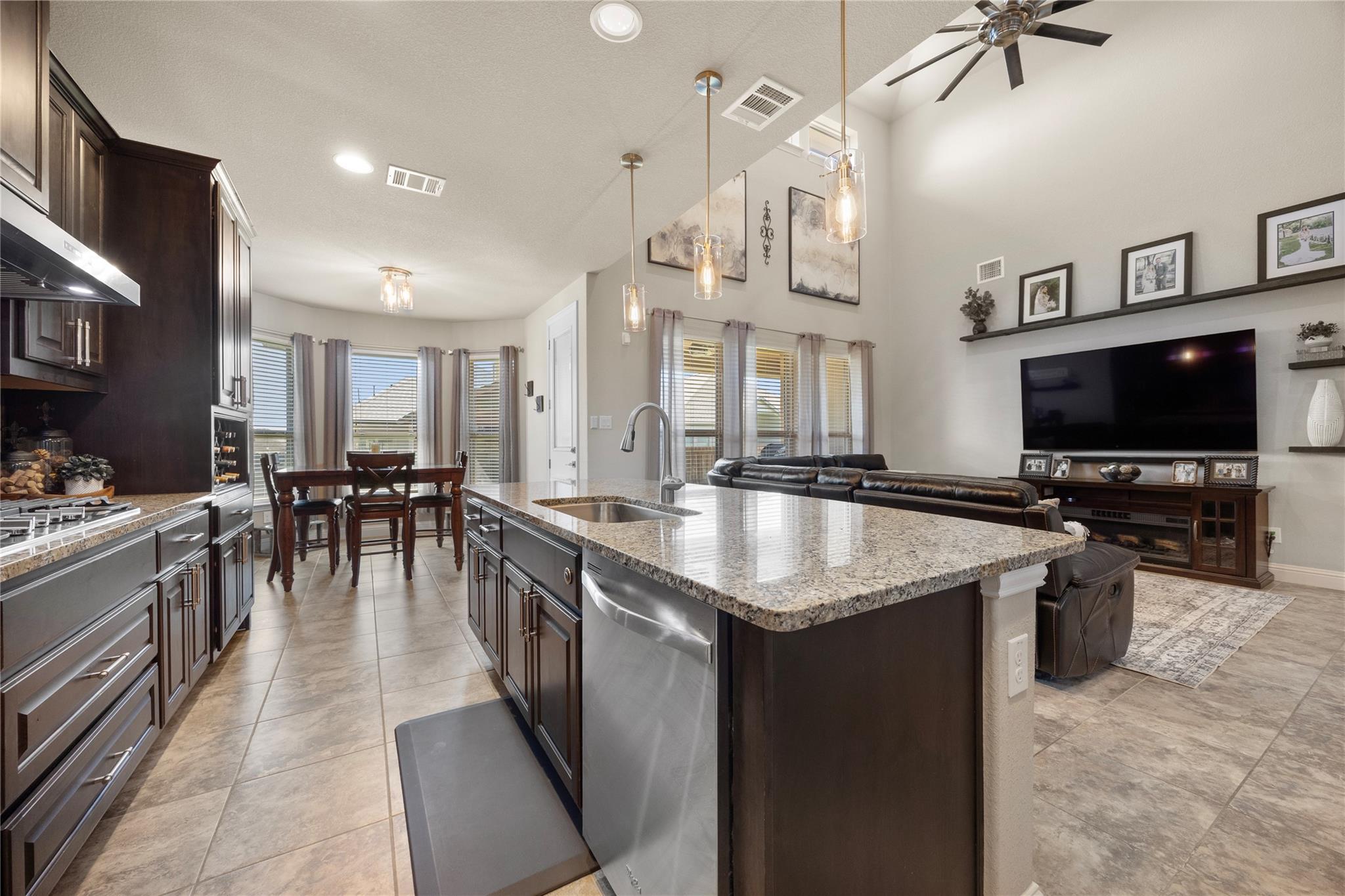 20709 SNOW BUNTING LN