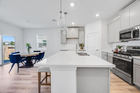 Tiny photo for 12402 Purple Prairie LN, Buda, TX 78610 (MLS # 6307156)