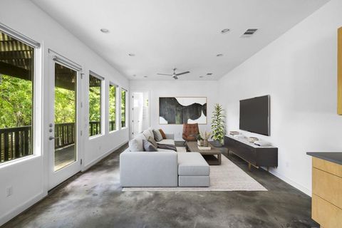 1302 S 5th ST A/B Austin TX 78704