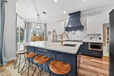 Photo of 6609 W Oasis DR, Austin, TX 78749 (MLS # 1016787)