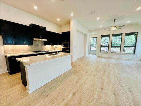 710 Sage Thrasher CIR Dripping Springs TX 78620