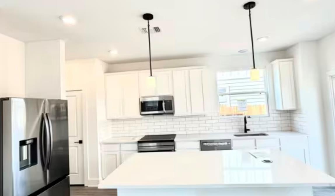 146 Kislingbury LN