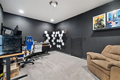 Tiny photo for 7621 Paruline DR, Austin, TX 78738 (MLS # 7493168)