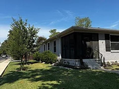 1110 Justin LN Austin TX 78757