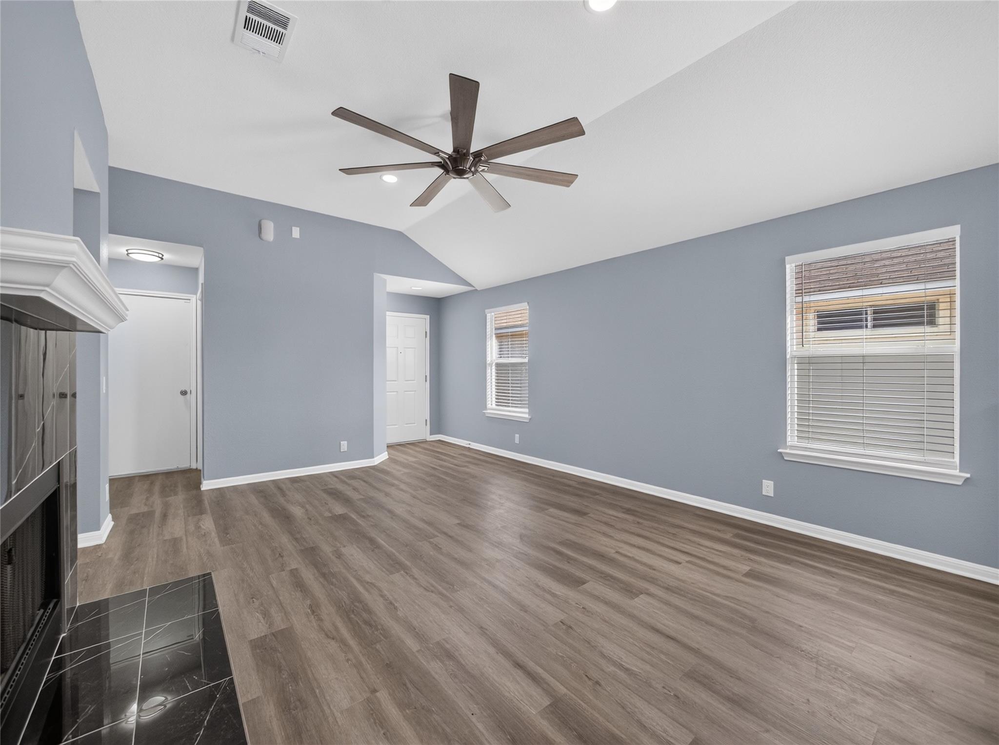 14303 Cummins WAY