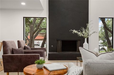 Photo of 7507 Downridge DR, Austin, TX 78731 (MLS # 6638968)