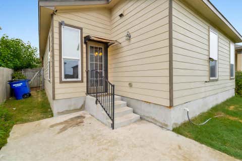 Tiny photo for 811 Screech Owl DR, Pflugerville, TX 78660 (MLS # 6892629)