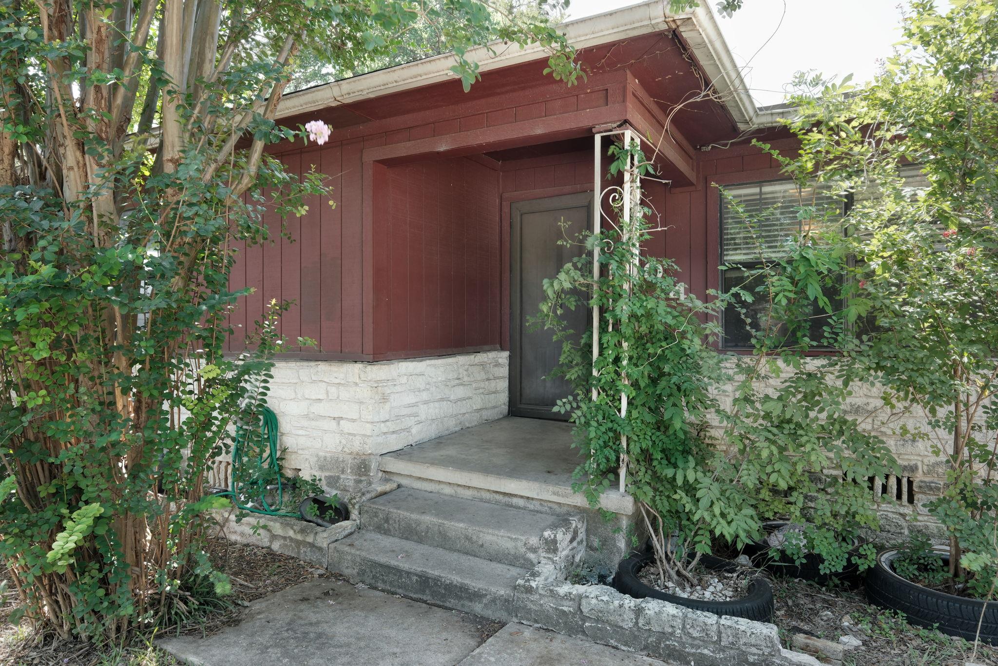 504 Morris DR