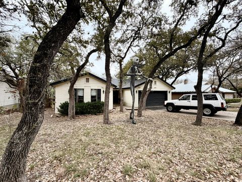 Photo of 619 Franklin DR, San Marcos, TX 78666 (MLS # 2970668)