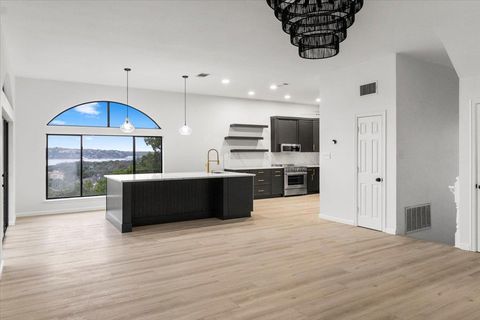 Tiny photo for 13816 Lake View DR, Austin, TX 78732 (MLS # 6085120)