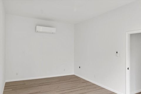 Tiny photo for 13816 Lake View DR, Austin, TX 78732 (MLS # 6085120)