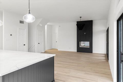 Tiny photo for 13816 Lake View DR, Austin, TX 78732 (MLS # 6085120)