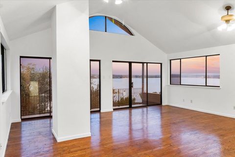 Tiny photo for 13816 Lake View DR, Austin, TX 78732 (MLS # 6085120)