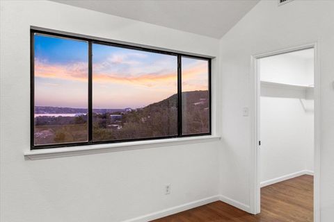 Tiny photo for 13816 Lake View DR, Austin, TX 78732 (MLS # 6085120)