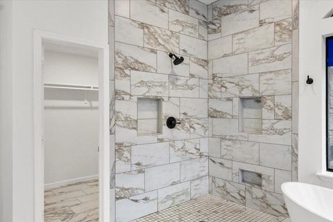 Tiny photo for 13816 Lake View DR, Austin, TX 78732 (MLS # 6085120)