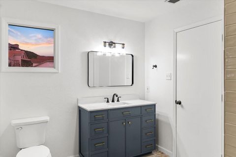 Tiny photo for 13816 Lake View DR, Austin, TX 78732 (MLS # 6085120)