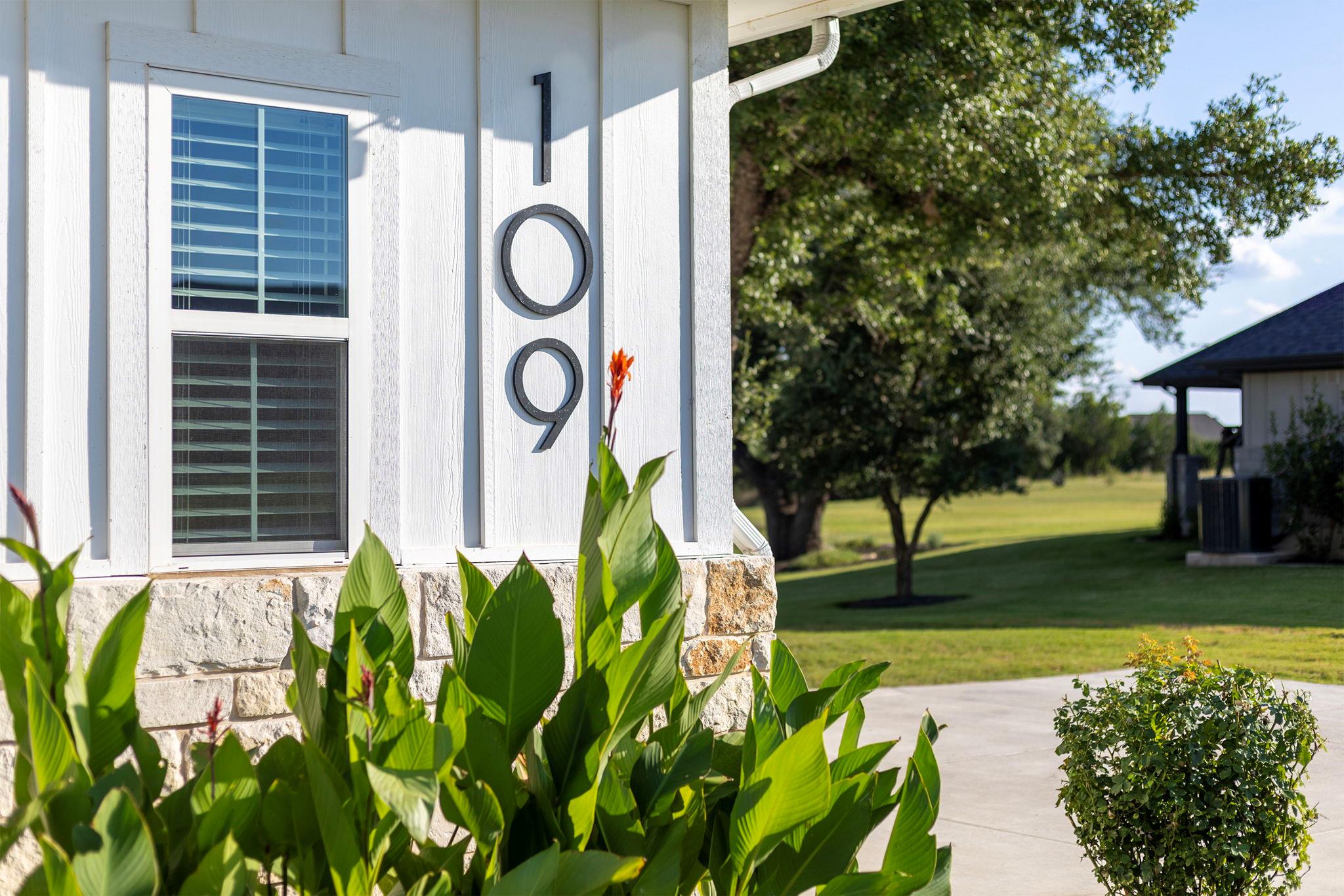 109 Tambra Lea LN