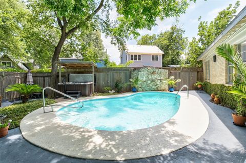 Tiny photo for 2301 Del Curto RD, Austin, TX 78704 (MLS # 9181103)