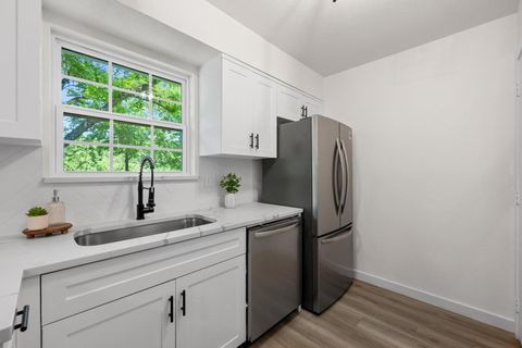 Tiny photo for 7002 Teaberry DR, Austin, TX 78745 (MLS # 7772961)