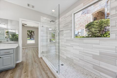 Tiny photo for 308 Calistoga CT, Austin, TX 78732 (MLS # 5356886)