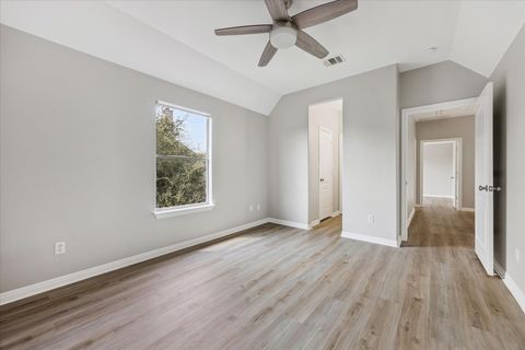 Tiny photo for 308 Calistoga CT, Austin, TX 78732 (MLS # 5356886)