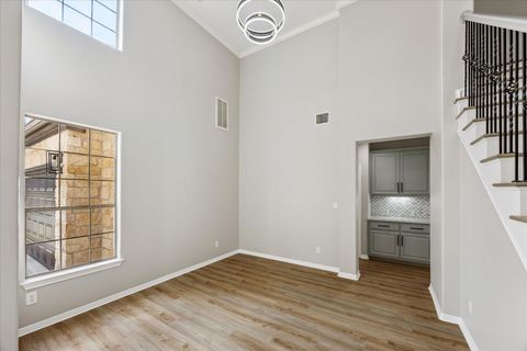 Tiny photo for 308 Calistoga CT, Austin, TX 78732 (MLS # 5356886)