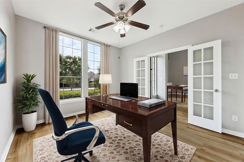 Tiny photo for 308 Calistoga CT, Austin, TX 78732 (MLS # 5356886)