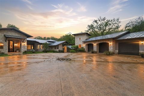 Photo of 4625 Rockcliff RD, Austin, TX 78746 (MLS # 2163562)