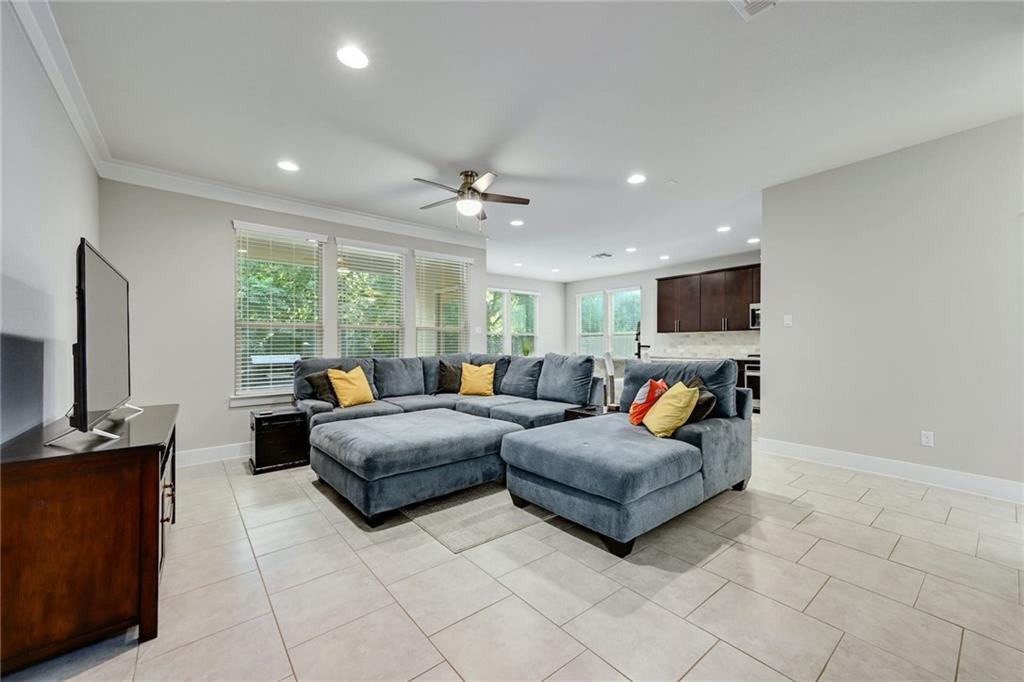 1051 Kenney Fort XING 52