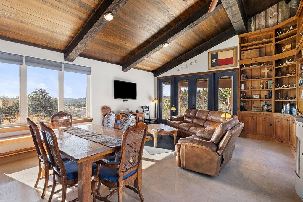 1292 Upper Turtle Creek RD